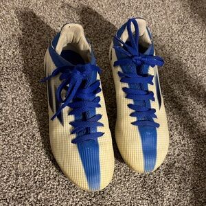 Adidas Speedflow 3 Blue & White soccer Cleats Size 1.5 Youth
